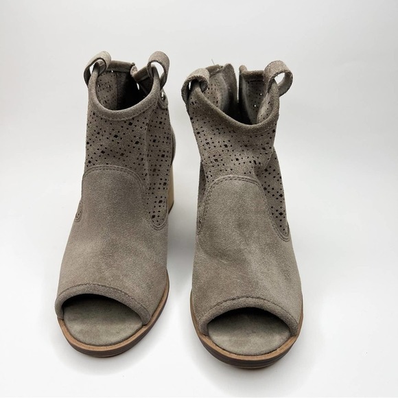 Dirty Laundry Trixie Peep-Toe Booties Women's Shoes size 6 - Picture 1 of 8